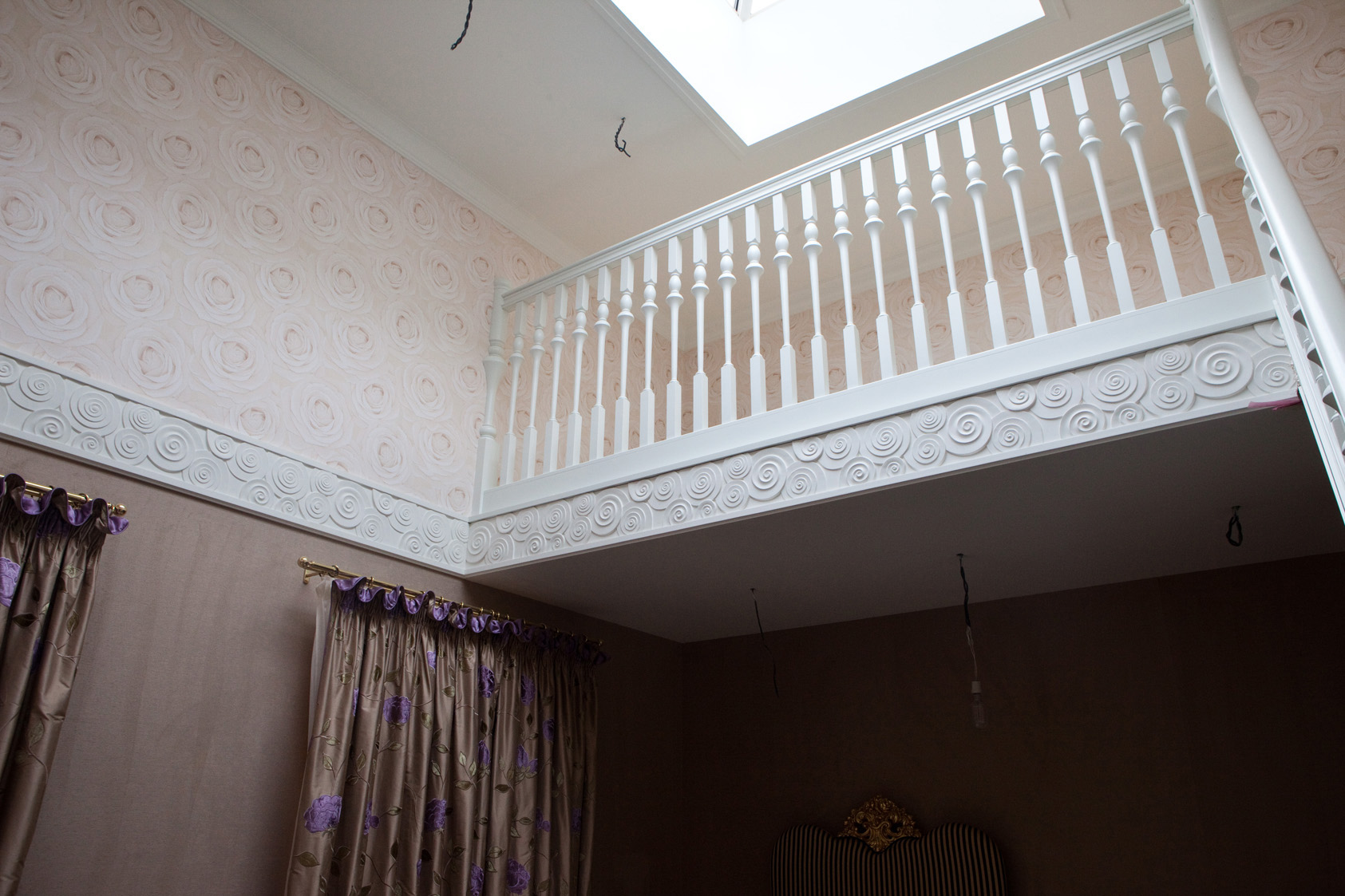 Детали интерьера, Фото, Карниз гипсовый, Карниз потолочный - Арт объекты, Автор проекта: Архитекторы Михаил Икрянников