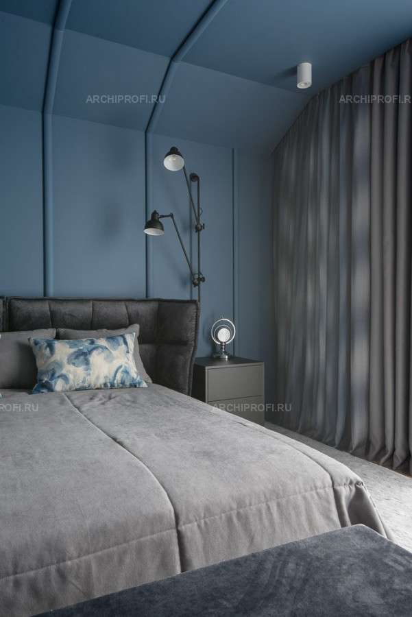 Спальня с синей акварелью. фото 10