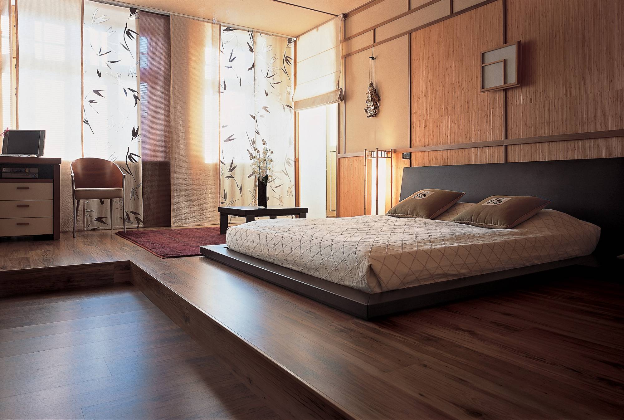 Комната в японском стиле с подиумом