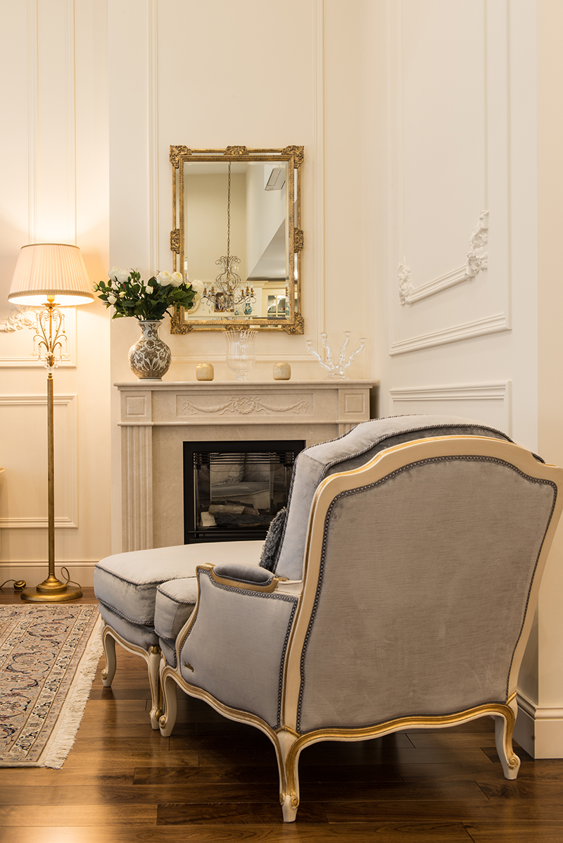 Фото интерьера, Зона камина площадью 48 кв.м. в стиле Классическая. Проект Зона камина - Дом в классическом стиле, Автор проекта: Дизайнеры Надежда Жиленкова