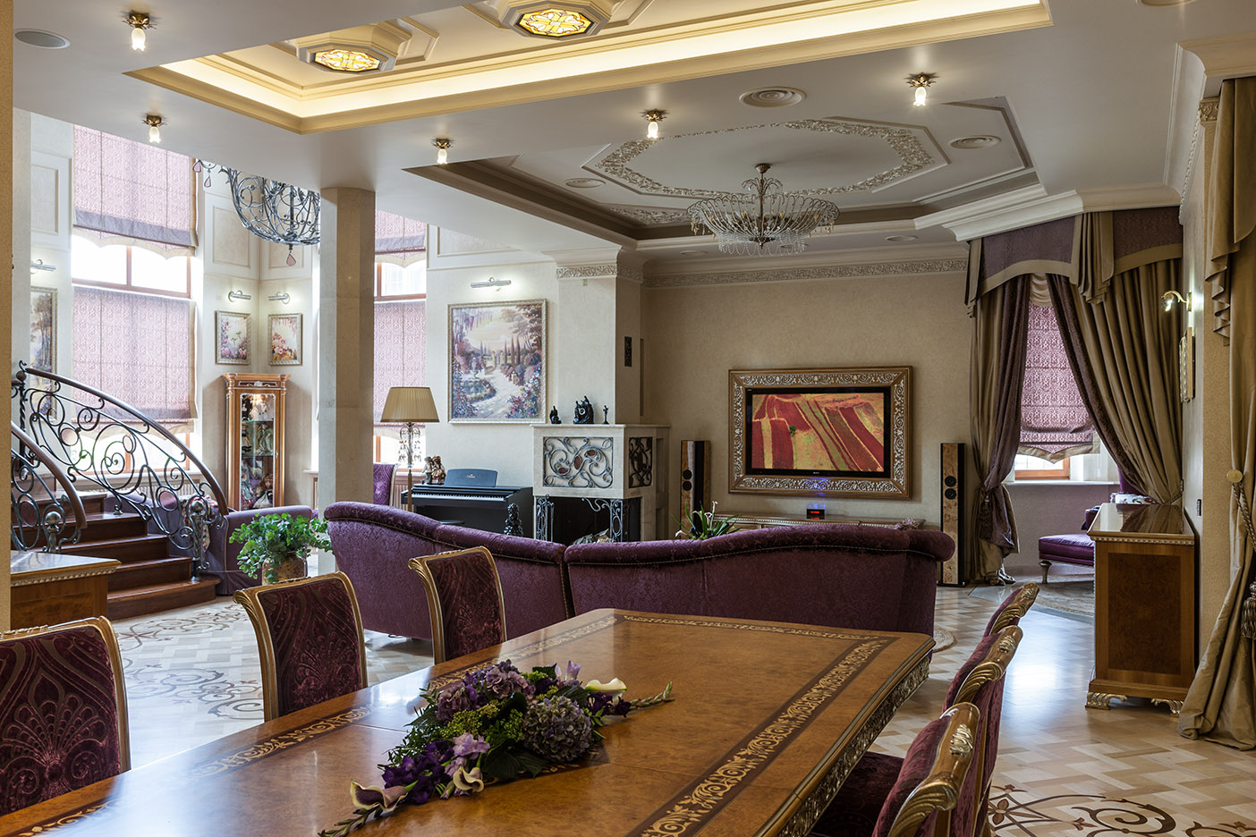 Фото интерьера, Гостиная площадью 107 кв.м. в стиле Классическая. Проект 07.12.2013/311021 - Domquot;№ 12-2014,Современный дом № 2-2015, Домquot; № 4-2015, Красивые дома №1-2017, Автор проекта: Дизайнеры Мария Абрамова