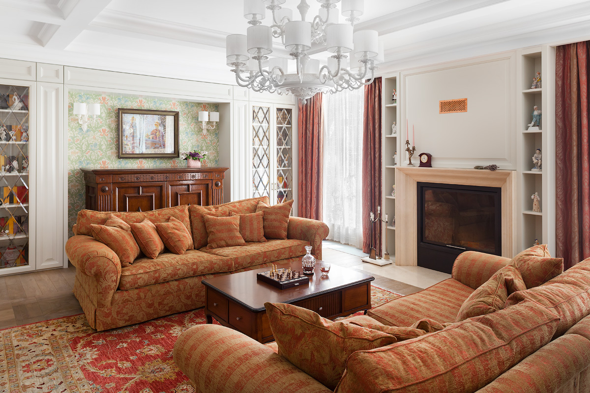 Фото интерьера, Гостиная площадью 40 кв.м. в стиле Классическая. Проект Гостиная 4 - Коттедж на Киевском шоссе, Автор проекта: Архитекторы Петр Лукьянов