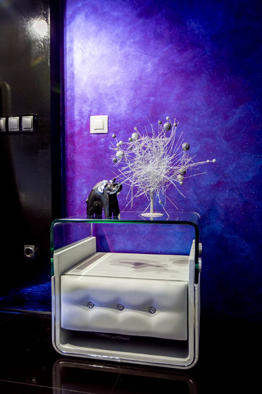 Детали интерьера, Фото, тумба с декором в стиле Современная, 03.09.2016/550817 - Квартира в ЖК Шуваловские высоты, Автор проекта: Дизайнеры Евгения Болотова