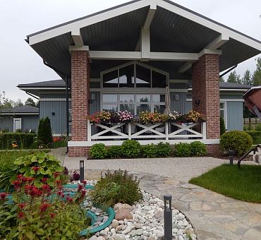 Дом на Волге.